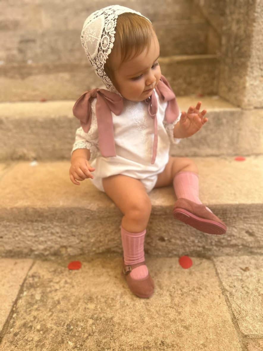 8369C8CA-09F9-40BC-81B3-2B295F5E0B5C