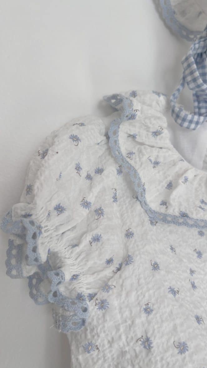 {«eId»:»720502649849376″,»CameraPosition»:1}